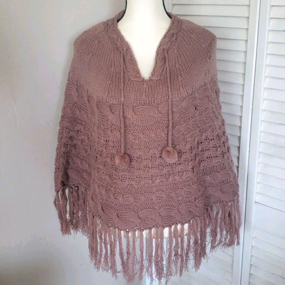 Nine West Knitted Tan Poncho, One Size Fits All